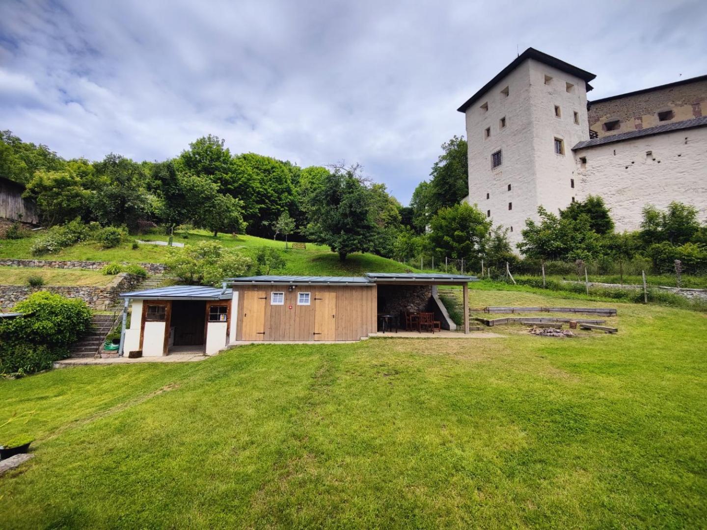 Stanovanie Pod Starym Zamkom - Camping Banska Stiavnica Exterior photo